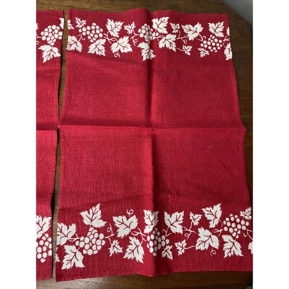 Vintage Cloth Napkins Red Dish Tea Towel Set 2 Square 10" x 16" Vine Grapes - Picture 2 of 3